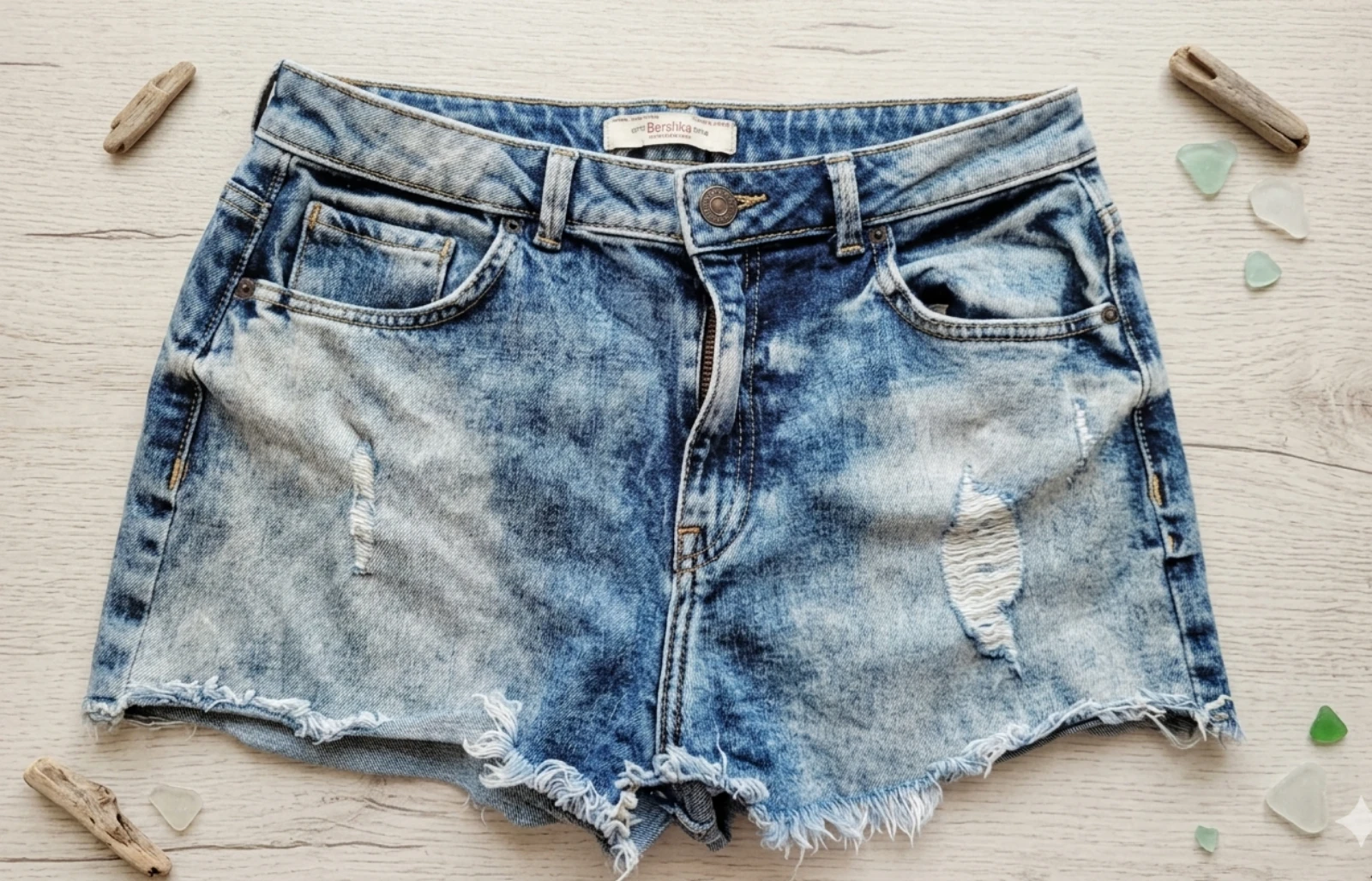 Shorts Vaqueros Desgastados Bershka - Talla 40 (M)